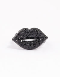 Black Crystal Lips Ring - link has visual effect only